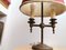 Lámpara de mesa Regency vintage de latón y satén en rojo, años 40, Imagen 11