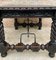Spanischer Barock Tisch mit Solomonischen Beinen aus dunklem Nussholz mit geschnitzter Struktur und Eisentrage 15
