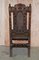 Geschnitzte jakobinische Thron Esszimmerstühle mit handbemalten & geprägten Ledersitzen, 8er Set 12