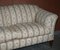 Großes antikes Portarlington Sofa von Howard & Sons 4