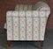 Großes antikes Portarlington Sofa von Howard & Sons 16