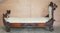 Italienisches Tagesbett aus geschnitztem Nussholz mit Putten, 19. Jh 2