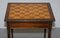 Tavolo da gioco vintage in legno di noce intarsiato con scacchiera e cassetto, Immagine 13