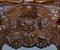 Panca da ingresso antica rinascimentale in legno di noce intagliato con putti, Immagine 15