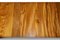 Mesa de comedor de madera nudosa de tejo y olmo y sillas Windsor de Stewart Linford, England. Juego de 9, Imagen 5