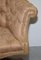 Poltrona Chesterfield in legno massiccio, Immagine 8