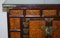 Antikes chinesisches Sideboard aus Ulmenholz & Messing mit Gravur 5