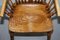 Antiker viktorianischer Windsor Armlehnstuhl aus Ulmenholz, 19. Jh 4