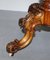 Frühviktorianischer Beistelltisch aus Nussholz mit kunstvoll geschnitztem Gestell & Beinen 11
