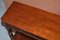Mesa auxiliar estadounidense de madera dura con cajón doble de Ralph Lauren, Imagen 5