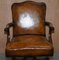 Captain's Chair von Maple & Co., 1880er 4