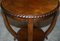 Mesa baja vintage de madera nudosa y nogal, Imagen 8