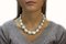 Handgefertigte Halskette mit barocker Perle, Rubinen & Goldverschluss 5