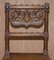 Handgeschnitzte Gothic Revival Esszimmerstühle aus Nussholz, 1840er, 8er Set 3