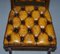 Restaurierte Chesterfield Esszimmerstühle aus Nussholz & braunem Leder, 4er Set 19