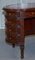 Viktorianischer Nierentisch aus Hartholz mit Bücherregal und Schublade 8