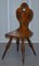 Viktorianische Poker Hall Stühle mit Rückenlehnen in Wappen-Optik, 2er Set 4