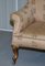 Viktorianische Asymmetrische Armlehnstühle aus Vergoldetem Holz mit Bestickten Vogel Bezügen, 2er Set 7