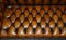 Divano Chesterfield in pelle marrone whisky, Immagine 6