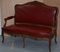 Poltrone e divano in pelle color rosso scuro, Francia, set di 3, Immagine 4