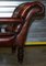 Chaise longue o sofá cama Chesterfield victoriano de cuero marrón, Imagen 16