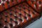 Divano Chesterfield vittoriano in pelle marrone, Immagine 11