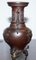 Orientalische Urnen Vasen aus Bronze mit geschwungenen Vogel-Dekorationen, 2er Set 20