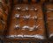 Sofá Chesterfield de cuero marrón envejecido completamente con muelles de Thomas Chippendale, Imagen 4