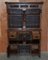 Großes geschnitztes Bücherregal mit verzierten Putten & Löwenfiguren 18