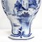 Delft Vasen aus Steingut von Royal Delft, Frühes 20. Jh., 2er Set 22