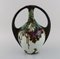 Antike Jugendstil Vase mit handbemalten Blumen und Blattwerk 5