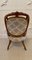 Antike viktorianische Stühle aus geschnitztem Nussholz, 2er Set 11