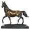 Cavallo in bronzo su base in marmo, XX secolo, Immagine 1