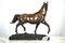 Cavallo in bronzo su base in marmo, XX secolo, Immagine 4
