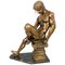 Luchador de bronce posando sobre un pedestal corintio, siglo XX, Imagen 1