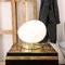 Lampada da tavolo in vetro opalino a forma di pietra con base in ottone, Immagine 3