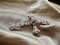 Crocifisso Art Deco in diamante, zaffiro e ossidiana, Immagine 6
