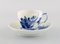 Service à Café Courbé Fleur Bleue pour Huit Personnes de Royal Copenhagen, 1980s, Set de 24 2