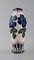 Handbemalte Fayence Vase mit floralen Motiven von Alumina 3