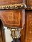 Aparador victoriano antiguo de madera nudosa de nogal con placas de camafeo Wedgwood, Imagen 13