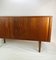 Credenza bassa con ante scorrevoli in teak, anni '60, Immagine 4