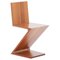 Sedia Zig Zag di Gerrit Thomas Rietveld per Cassina, Immagine 1