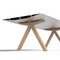 Tavolo 360 B grande in alluminio laminato con gambe in legno di Konstantin Grcic, Immagine 2
