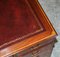 Antiker viktorianischer Schreibtisch aus ochsenblutrotem Leder 11