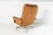 Sedie girevoli Mid-Century in pelle con poggiapiedi su base cromata di Howard Keith, anni '60, set di 2, Immagine 2