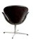 Sedia Swan 3320 in pelle nera di Arne Jacobsen per Fritz Hansen, Immagine 3