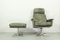 Sedia girevole in pelle grigia con poggiapiedi coordinato di Horst Brüning per Cor, anni '60, Immagine 4