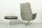 Sedia girevole in pelle grigia con poggiapiedi coordinato di Horst Brüning per Cor, anni '60, Immagine 7