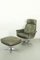 Sedia girevole in pelle grigia con poggiapiedi coordinato di Horst Brüning per Cor, anni '60, Immagine 5