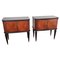 Italienische Mid Century Art Deco Nachttische aus Nussholz mit Glasplatte, 2er Set 1